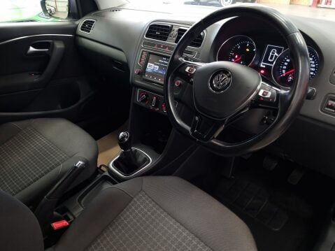 Volkswagen Polo SE TDI BLUEMOTION 9