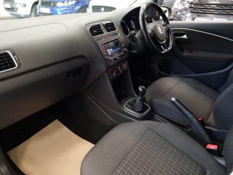 Volkswagen Polo SE TDI BLUEMOTION 11