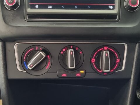 Volkswagen Polo SE TDI BLUEMOTION 14