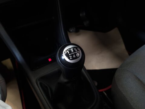 Volkswagen Up MOVE UP 19