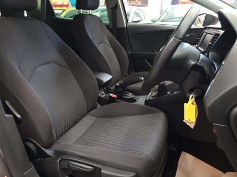 SEAT Leon TDI SE TECHNOLOGY 10