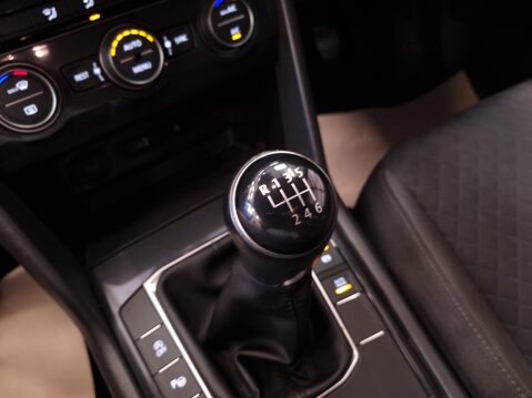 Volkswagen Tiguan 2.0 SE TDI BMT 18