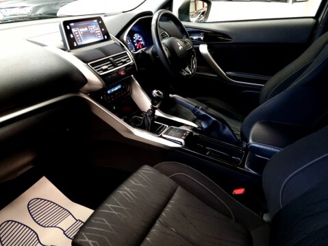 Mitsubishi Eclipse Cross 1.5 3 11