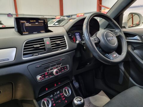 Audi Q3 TFSI QUATTRO S LINE 12