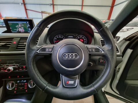 Audi Q3 TFSI QUATTRO S LINE 19