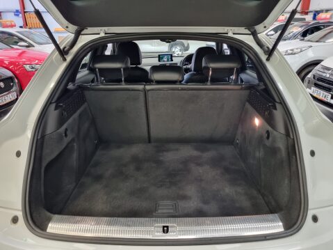 Audi Q3 TFSI QUATTRO S LINE 17