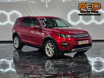 2017 Land Rover Discovery Sport TD4 HSE photo