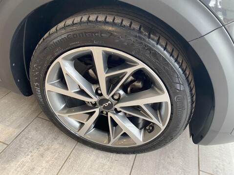 Kia Niro 1.6 GDi 4 DCT Euro 6 (s/s) 5dr 11