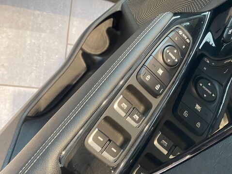 Kia Niro 1.6 GDi 4 DCT Euro 6 (s/s) 5dr 21