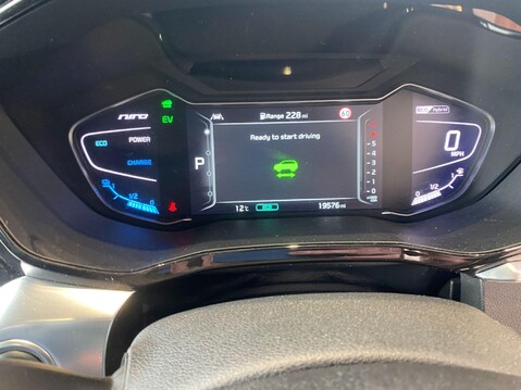 Kia Niro 1.6 GDi 4 DCT Euro 6 (s/s) 5dr 33