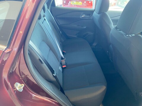 Nissan Qashqai 1.3 DIG-T MHEV Acenta Premium Euro 6 (s/s) 5dr 14