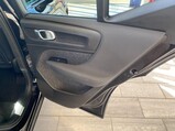 Volvo XC40 2.0 B4 MHEV R-Design Pro DCT Auto Euro 6 (s/s) 5dr 13