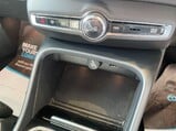 Volvo XC40 2.0 B4 MHEV R-Design Pro DCT Auto Euro 6 (s/s) 5dr 29