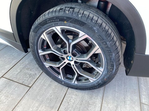 BMW X1 2.0 20i xLine Auto xDrive Euro 6 (s/s) 5dr 8