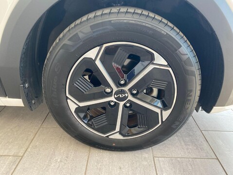 Kia Niro 1.6h GDi 2 DCT Euro 6 (s/s) 5dr 4