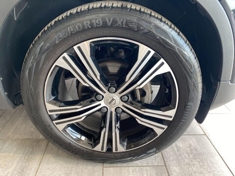Volvo XC40 1.5 T3 Inscription Pro Auto Euro 6 (s/s) 5dr 4