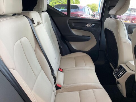 Volvo XC40 1.5 T3 Inscription Pro Auto Euro 6 (s/s) 5dr 18