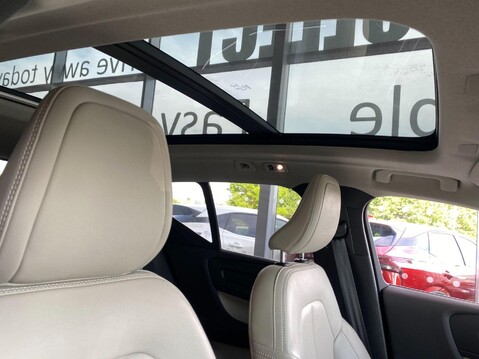 Volvo XC40 1.5 T3 Inscription Pro Auto Euro 6 (s/s) 5dr 20