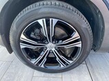 Volvo XC40 1.5h T4 Recharge 10.7kWh Inscription Auto Euro 6 (s/s) 5dr 14