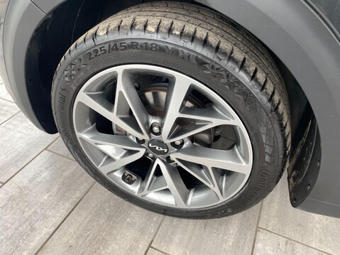 Kia Niro 1.6 GDi 4 DCT Euro 6 (s/s) 5dr 9