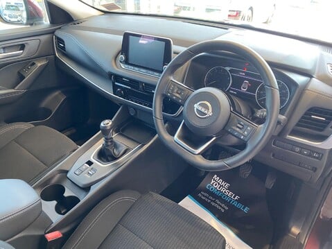 Nissan Qashqai 1.3 DIG-T MHEV Acenta Premium Euro 6 (s/s) 5dr 21