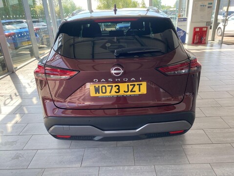 Nissan Qashqai 1.3 DIG-T MHEV N-Connecta XTRON Euro 6 (s/s) 5dr 17