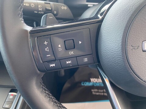 Nissan Qashqai 1.3 DIG-T MHEV N-Connecta XTRON Euro 6 (s/s) 5dr 27