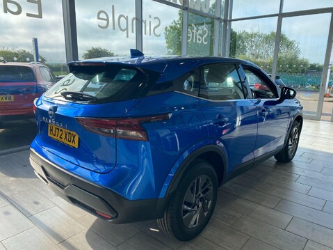 Nissan Qashqai 1.3 DIG-T MHEV Acenta Premium XTRON Euro 6 (s/s) 5dr 8