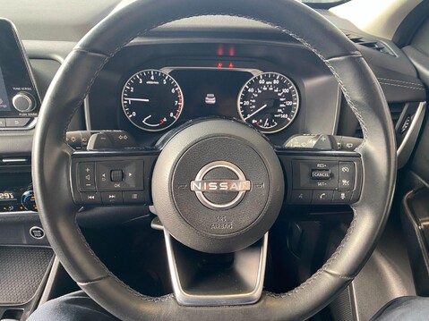 Nissan Qashqai 1.3 DIG-T MHEV Acenta Premium XTRON Euro 6 (s/s) 5dr 22