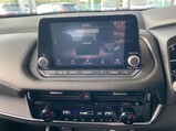 Nissan Qashqai 1.3 DIG-T MHEV Acenta Premium XTRON Euro 6 (s/s) 5dr 28