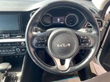 Kia Niro 1.6 GDi 2 DCT Euro 6 (s/s) 5dr 22