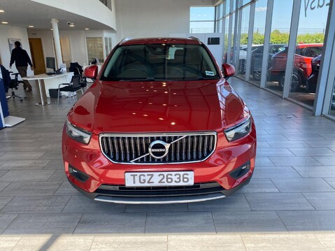 Volvo XC40 2.0 B4 MHEV Inscription Pro Auto Euro 6 (s/s) 5dr 2