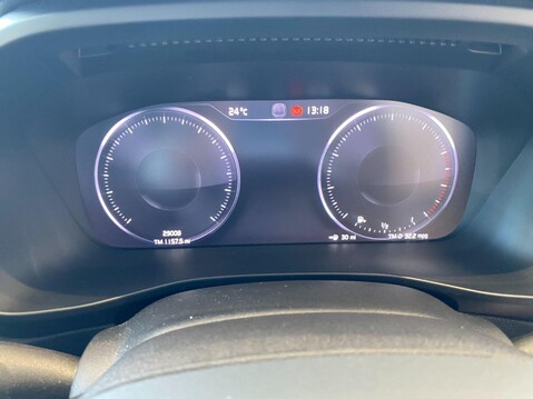 Volvo XC40 2.0 T4 Inscription Auto AWD Euro 6 (s/s) 5dr 23