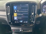 Volvo XC40 1.5 T3 R-Design Pro Auto Euro 6 (s/s) 5dr 28