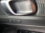 Volvo XC40 1.5 T3 R-Design Pro Auto Euro 6 (s/s) 5dr 32