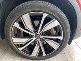Volvo XC40 1.5h T5 Twin Engine Recharge 10.7kWh R-Design Pro Auto Euro 6 (s/s) 5dr 4