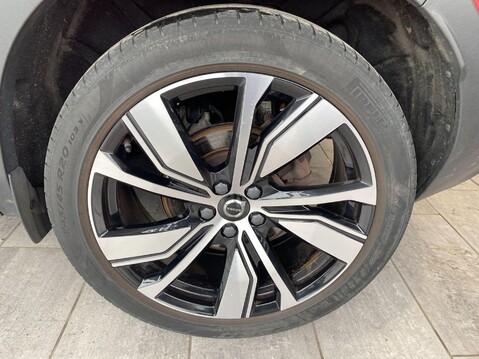 Volvo XC40 1.5h T5 Twin Engine Recharge 10.7kWh R-Design Pro Auto Euro 6 (s/s) 5dr 14