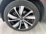 Volvo XC40 1.5h T5 Twin Engine Recharge 10.7kWh R-Design Pro Auto Euro 6 (s/s) 5dr 19