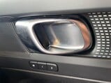 Volvo XC40 1.5h T5 Twin Engine Recharge 10.7kWh R-Design Pro Auto Euro 6 (s/s) 5dr 33