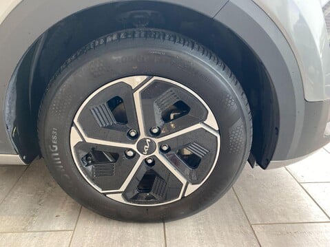 Kia Niro 1.6h GDi 2 DCT Euro 6 (s/s) 5dr 4