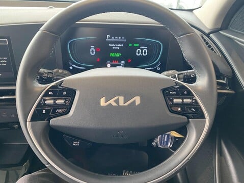 Kia Niro 1.6h GDi 2 DCT Euro 6 (s/s) 5dr 22