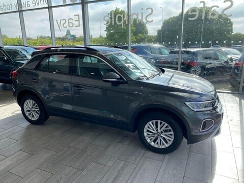 Volkswagen T-Roc 1.5 TSI Life DSG Euro 6 (s/s) 5dr 4