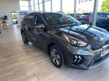 Kia Niro 1.6 GDi 2 DCT Euro 6 (s/s) 5dr 3