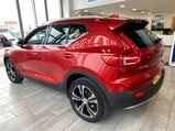 Volvo XC40 2.0 B4 MHEV Inscription Pro DCT Auto Euro 6 (s/s) 5dr 12