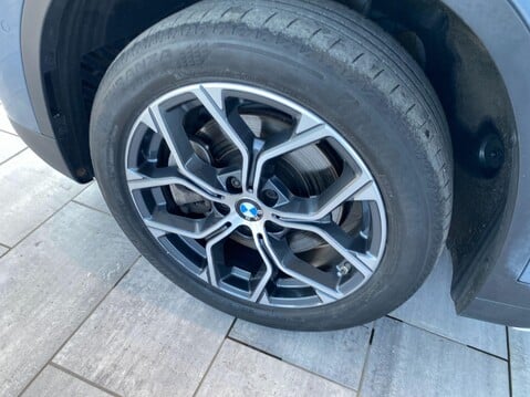 BMW X1 2.0 20i xLine Auto xDrive Euro 6 (s/s) 5dr 9