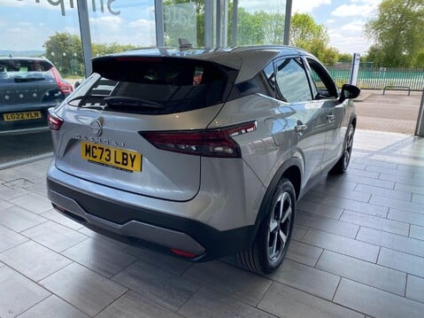 Nissan Qashqai 1.3 DIG-T MHEV N-Connecta XTRON Euro 6 (s/s) 5dr 5