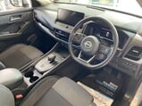 Nissan Qashqai 1.3 DIG-T MHEV N-Connecta XTRON Euro 6 (s/s) 5dr 20
