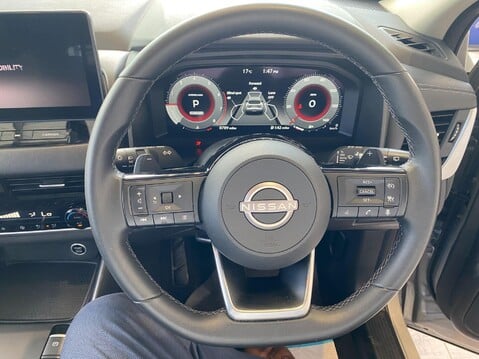 Nissan Qashqai 1.3 DIG-T MHEV N-Connecta XTRON Euro 6 (s/s) 5dr 21