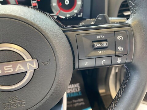 Nissan Qashqai 1.3 DIG-T MHEV N-Connecta XTRON Euro 6 (s/s) 5dr 23