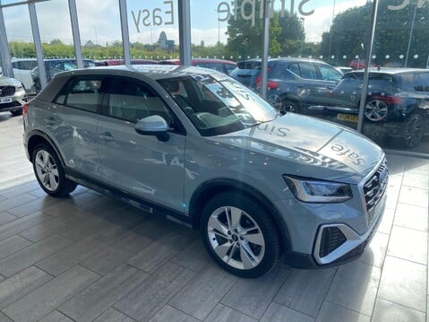 Audi Q2 1.5 TFSI CoD 35 S line S Tronic Euro 6 (s/s) 5dr 4